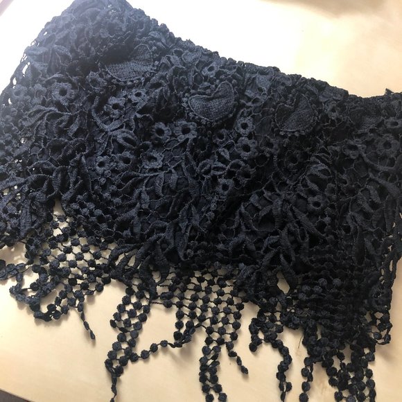 🖤 Black crop top (free with purchase) - Picture 2 of 4